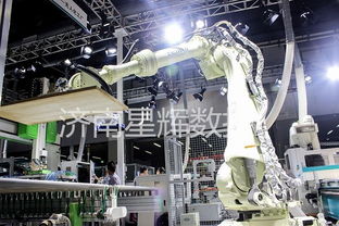 柜體開料設(shè)備與星輝智能工廠在家具制造中的軟件開發(fā)創(chuàng)新